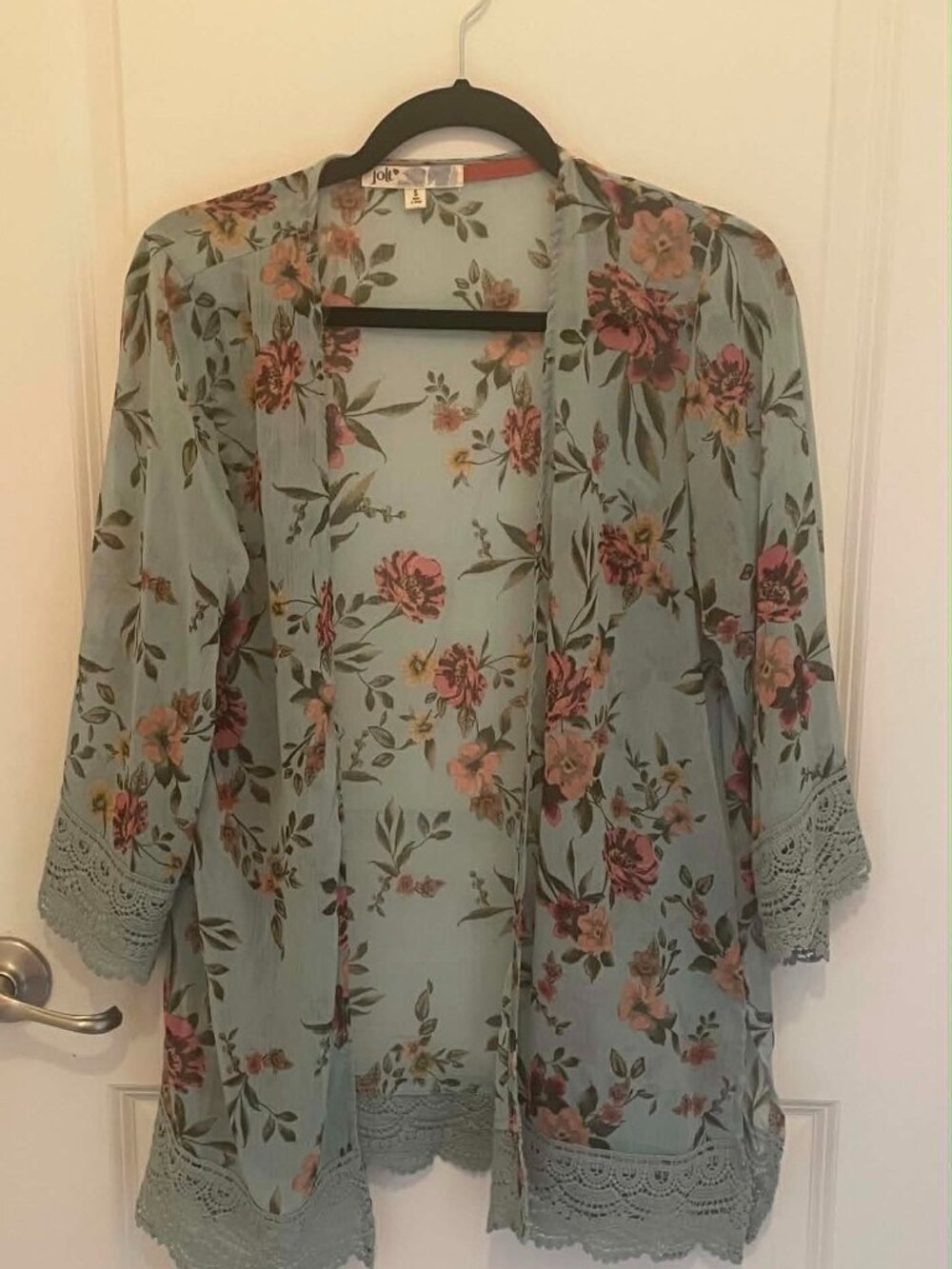 JOLT Sage Green Women’s Floral Kimono with Lace Accent, Size S